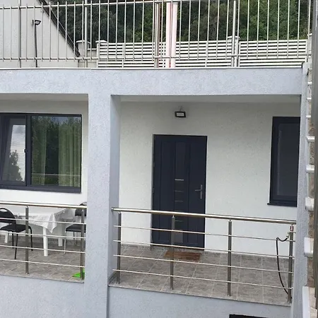 Lola Seaview Guest House. уютный домик в варне Villa Varna