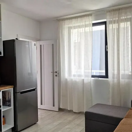 Villa Lola Seaview Guest House. уютный домик в варне