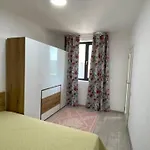 Lola Seaview Guest House. уютный домик в варне Villa